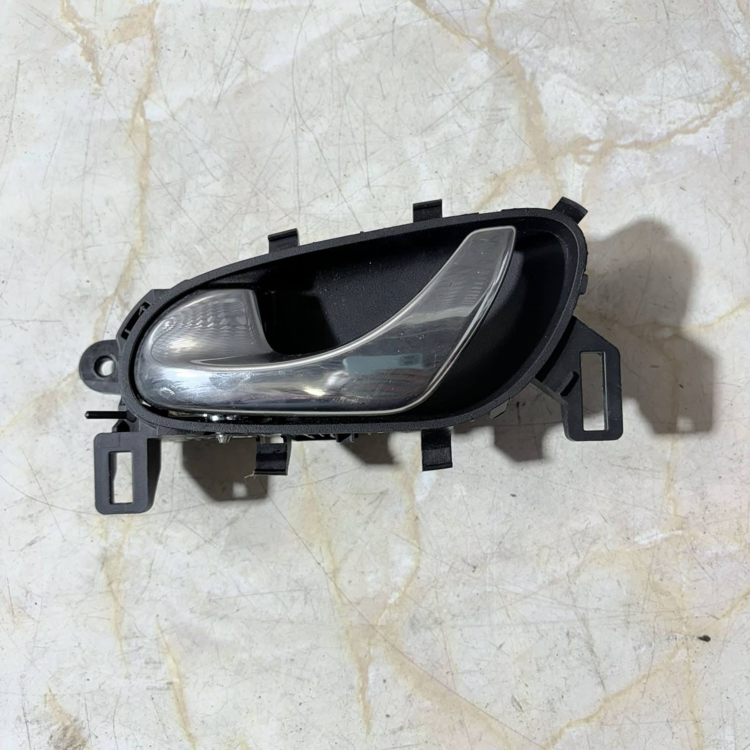 RENAULT KADJAR 2015 INTERIOR DOOR HANDLE REAR LEFT PASSENGER SIDE 80671-4EA0A