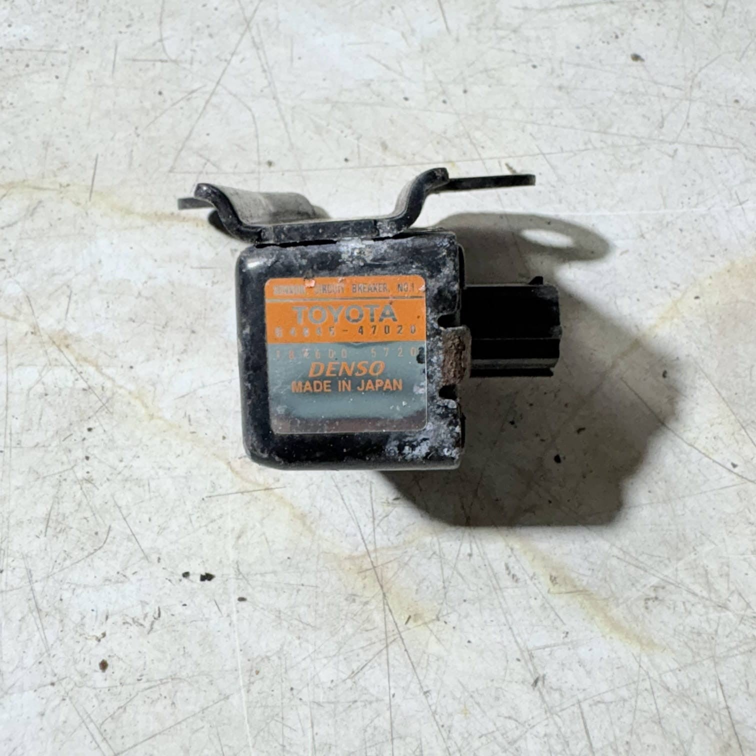 TOYOTA PRIUS XW20 1.5 MK2 SENSOR CIRCUIT BREAKER G4845-47020 2001
