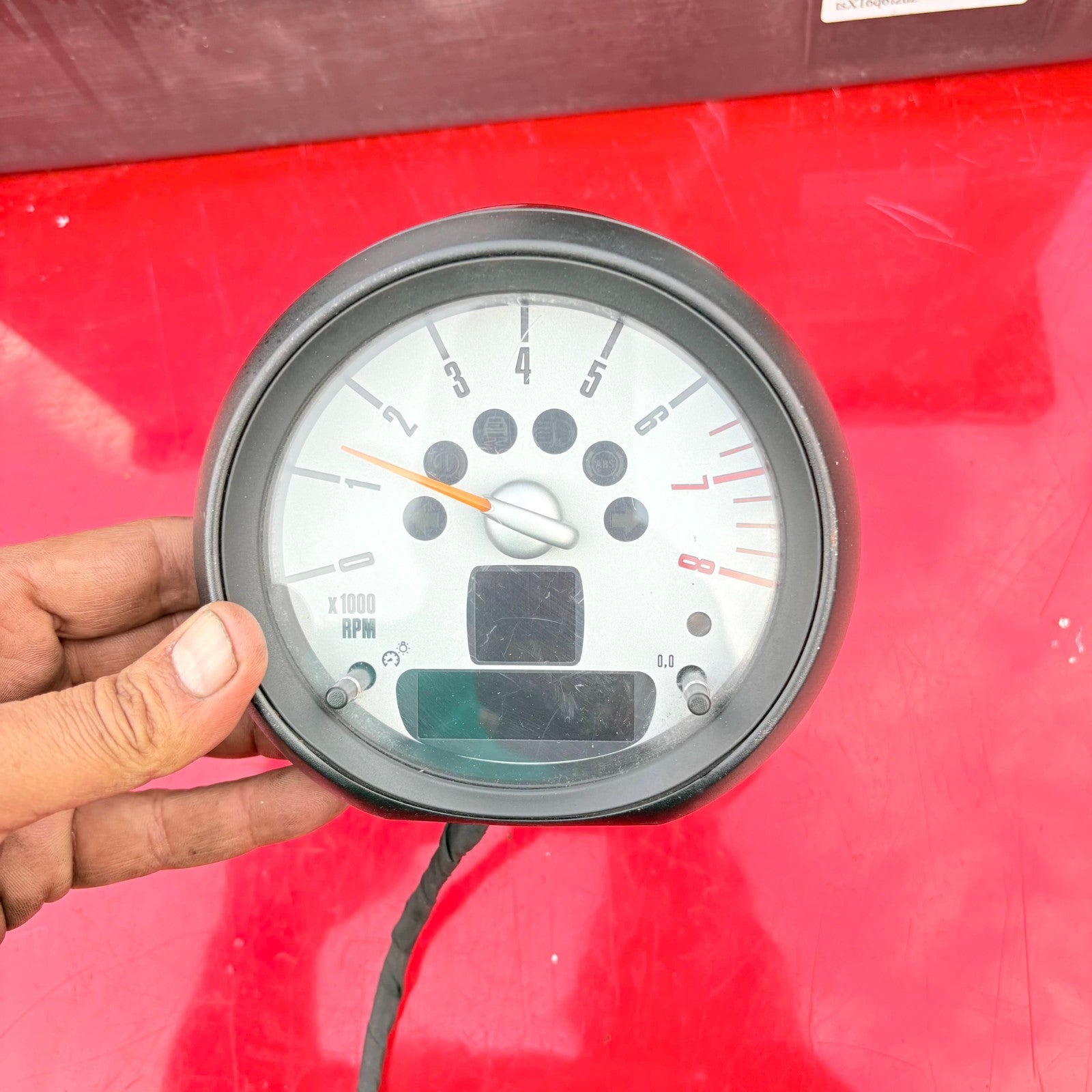 MINI CLUBMAN 2011 SPEEDO CLOCK 9 243 871-01