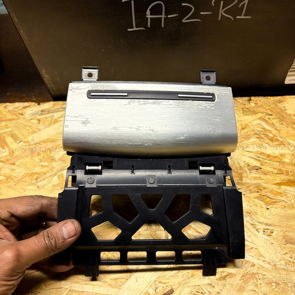 Audi A3/S3 8P Centre Console Front Ashtray 8P0857951 2004-2013
