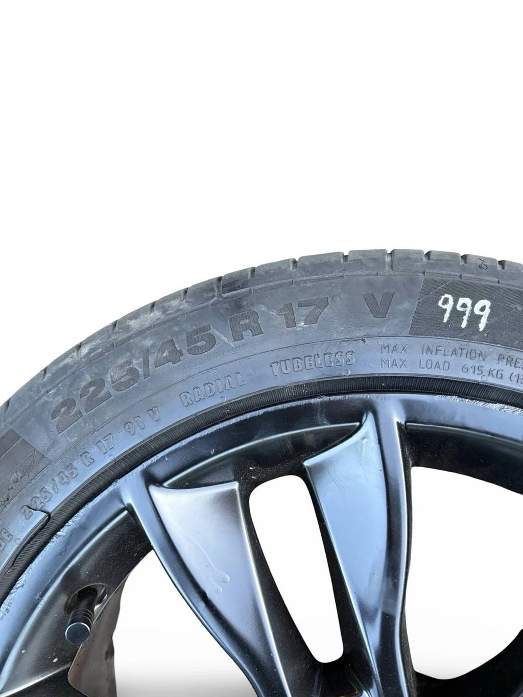 AUDI A3 8P 225/45R17 ALLOY WHEEL 5MM CONTINENTAL 8P0601025CC (1)