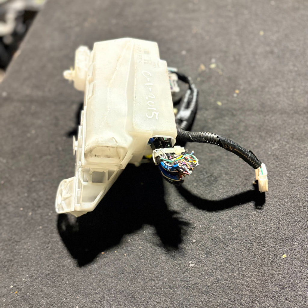 Citroen C1 Mk2 2014-2021 Engine Bay Fuse Box Relay 2015