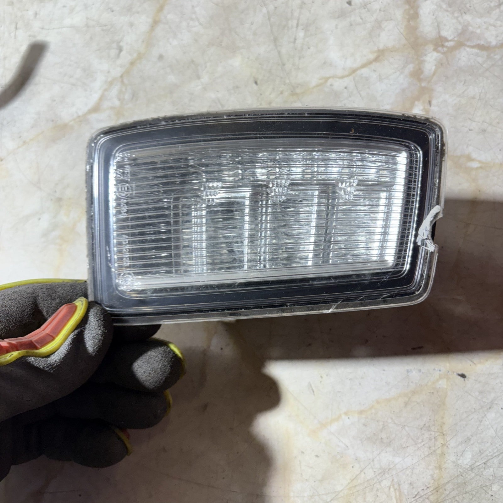 AUDI A1 2016 INTERIOR LIGHT REAR LEFT PASSENGER SIDE 8X0945095
