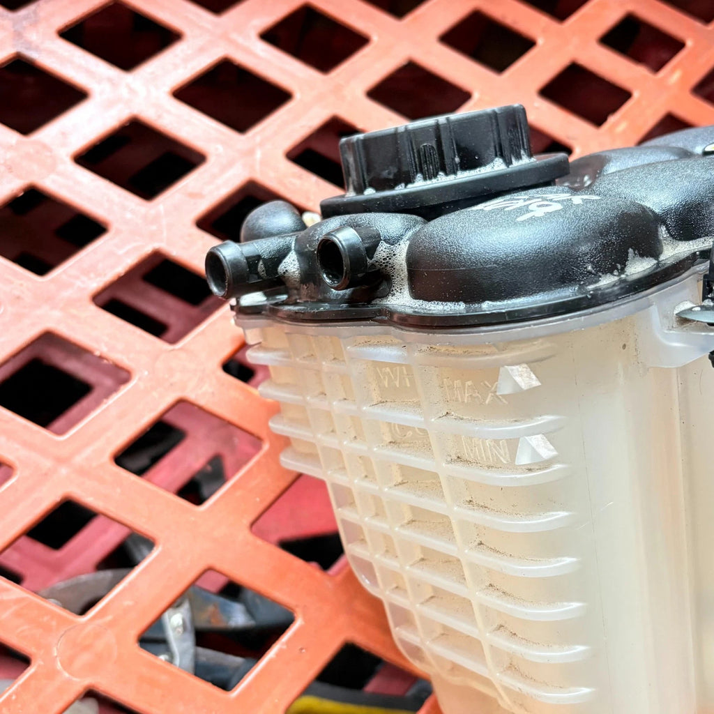 Range Rover Velar L560 2017-23 & Sport L494 2014-22 Coolant Tank YC15-8B099-AA