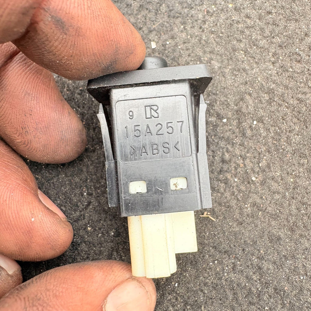 Toyota RAV4 XA40 Tire Pressure Reset Button 15A257 2015