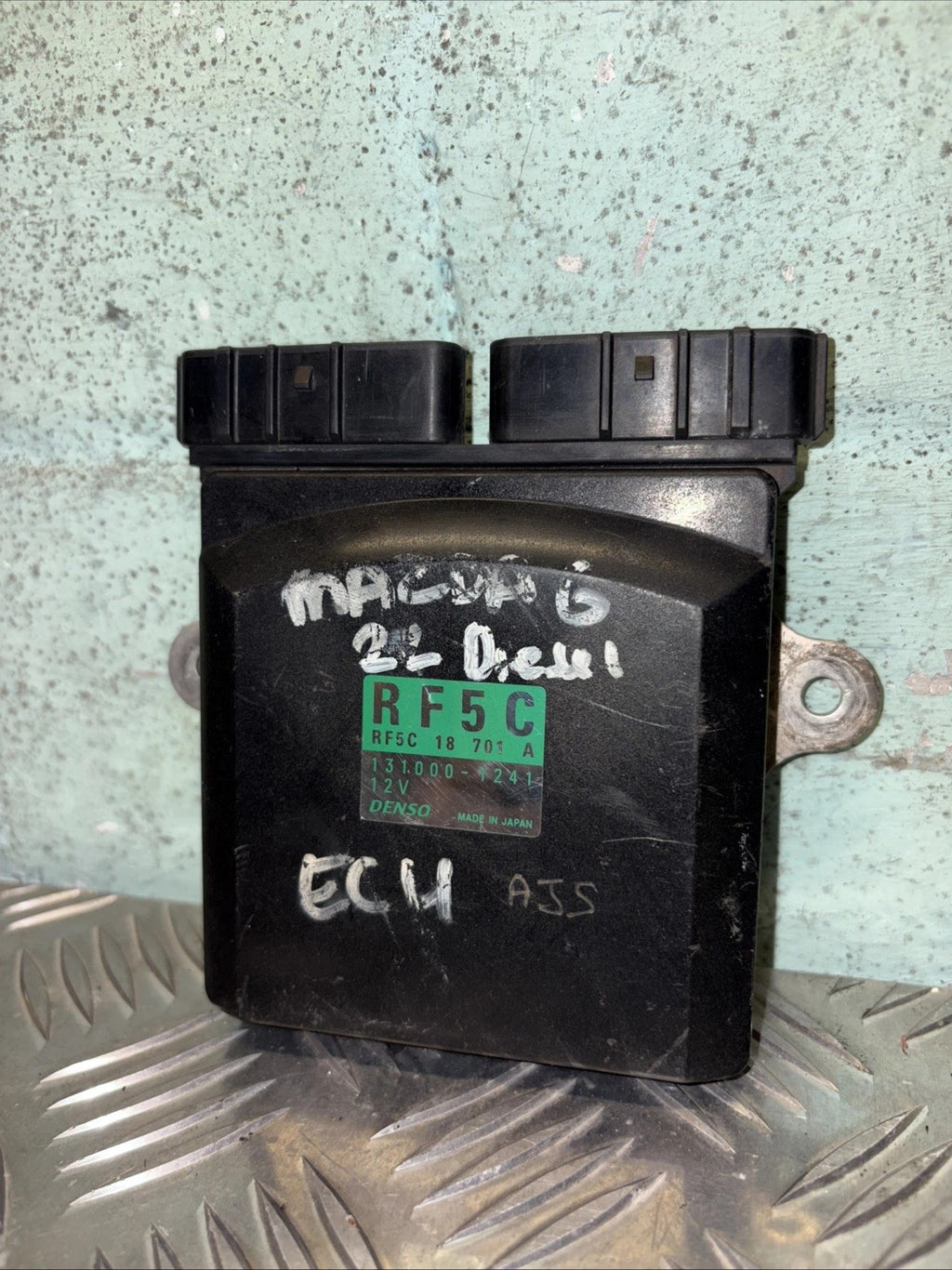 MAZDA 6 DIESEL CONTROL UNIT 1310001241 & RF5C18701A