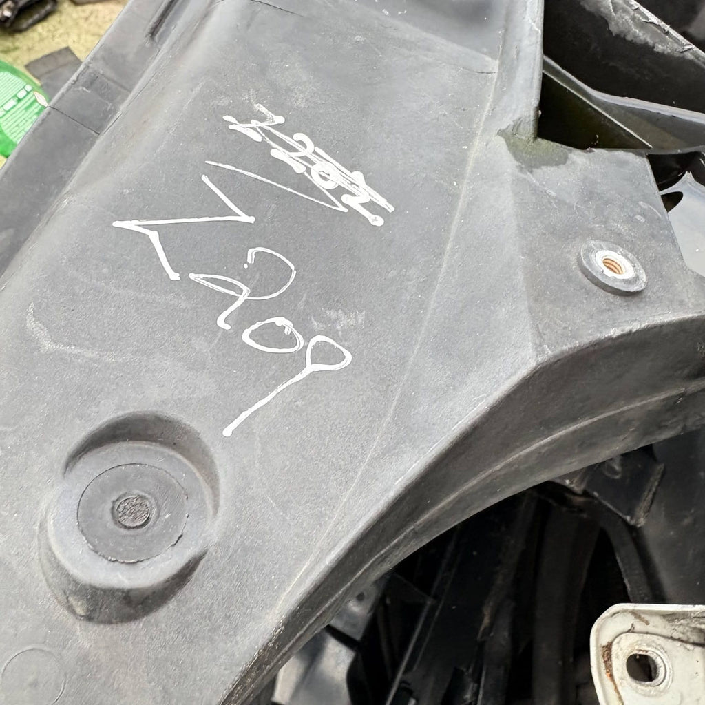 33837 A5 TOYOTA COROLLA VERSO 2.O D4D PASSENGER REAR HUB