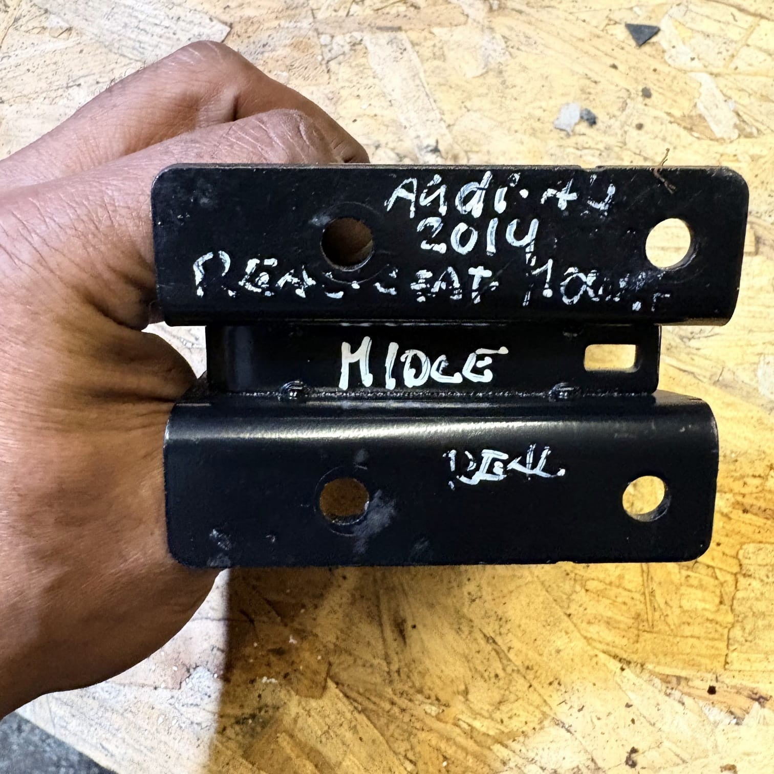 AUDI A4 8K2, B8 Other Interior Parts 8K0886177 2.0 Diesel 105kw 2014 27072231