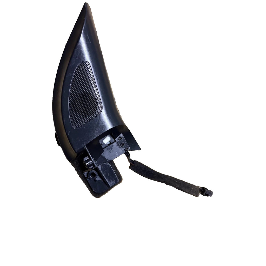 VW GOLF MK5 FRONT RIGHT SIDE DOOR SPEAKER TWEETER