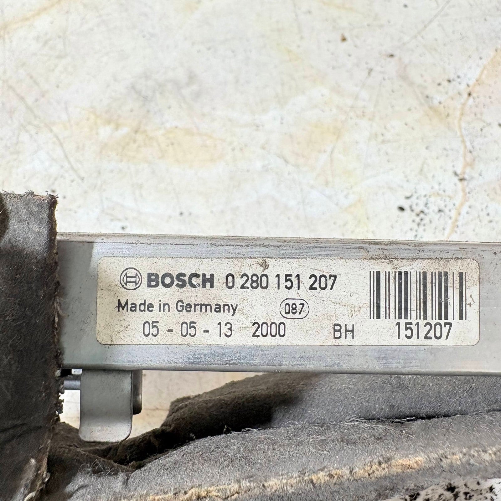 VAUXHALL CORSA D FUEL RAIL & INJECTORS 0280151207 BOSCH