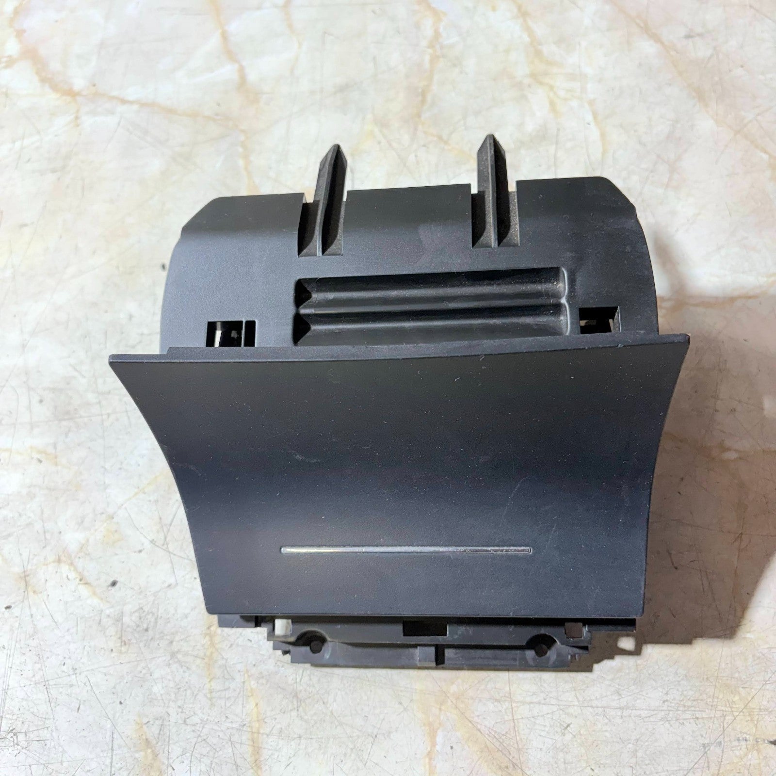 Skoda Octavia Mk2 1Z 2004-2008 RHD Centre Console Ashtray Storage 1Z2857962