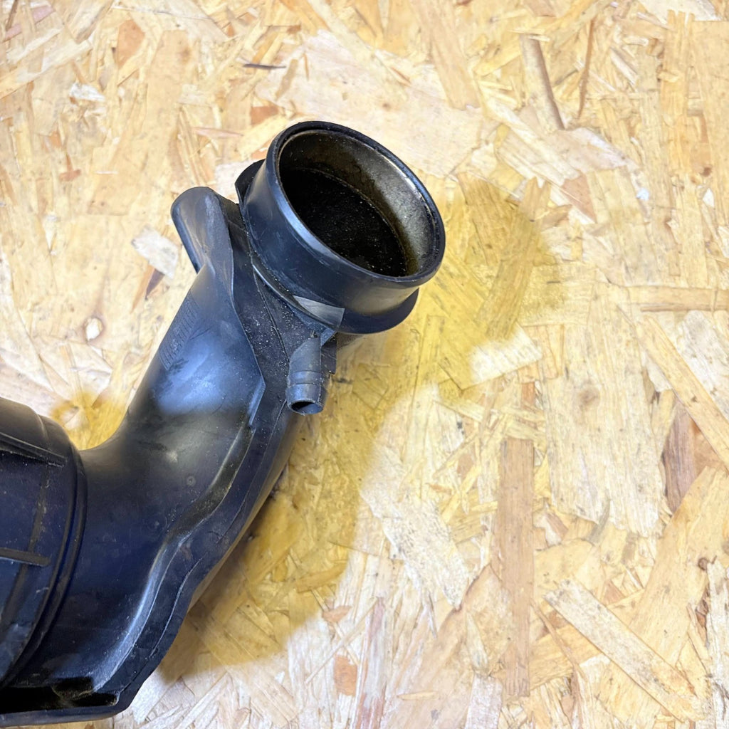 Mercedes C Class 2003 Intercharge Tube Intake Pipe A2710900629