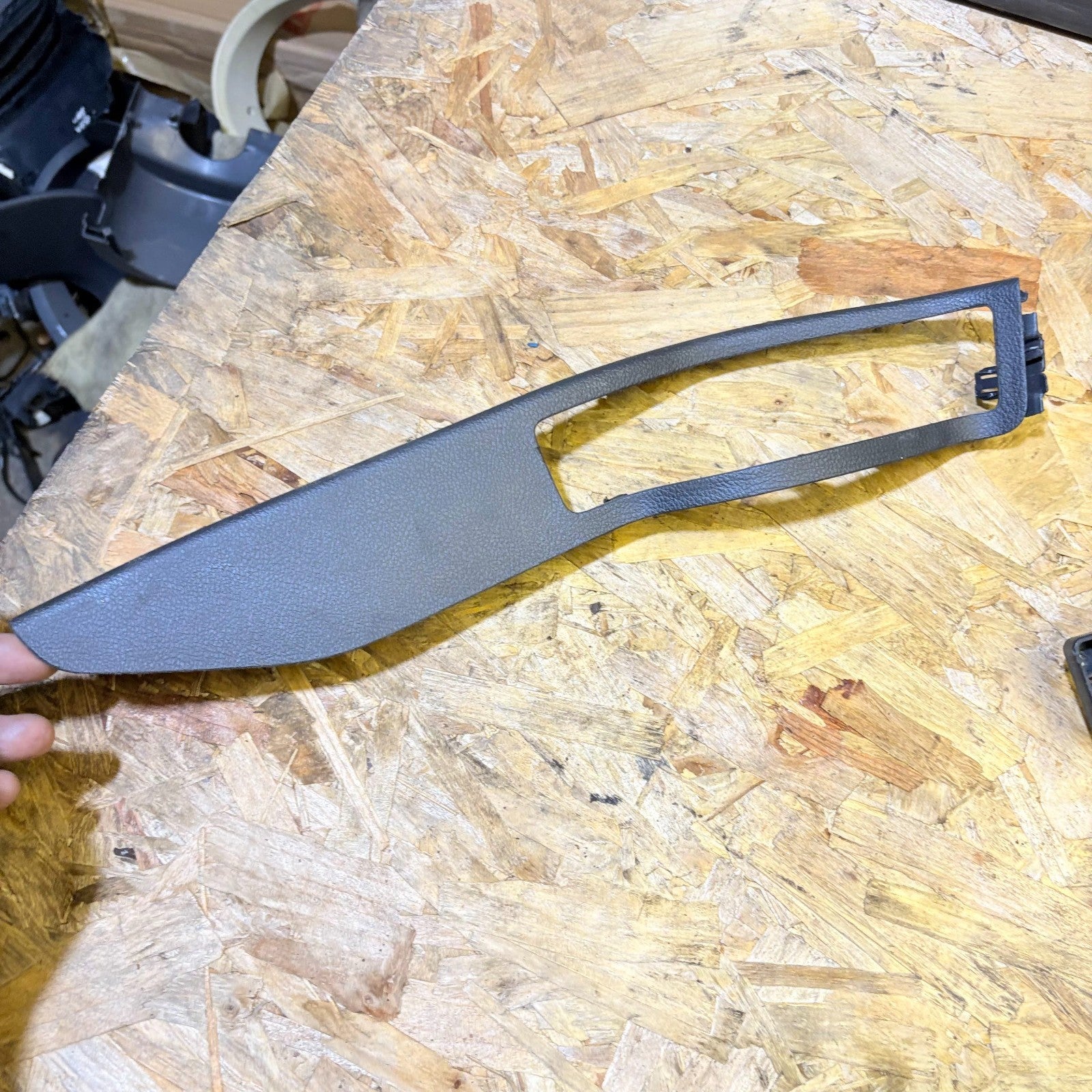 FORD FOCUS 20150-2018 HANDBRAKE LEVER COVER TRIM