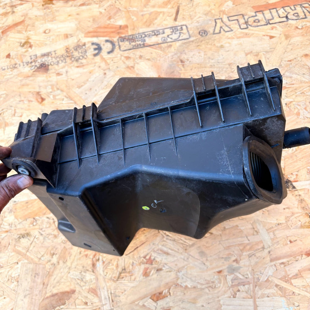 Volkswagen New Beetle 1997-2005 Air Filter Housing Box Airbox Intake (3 Door)