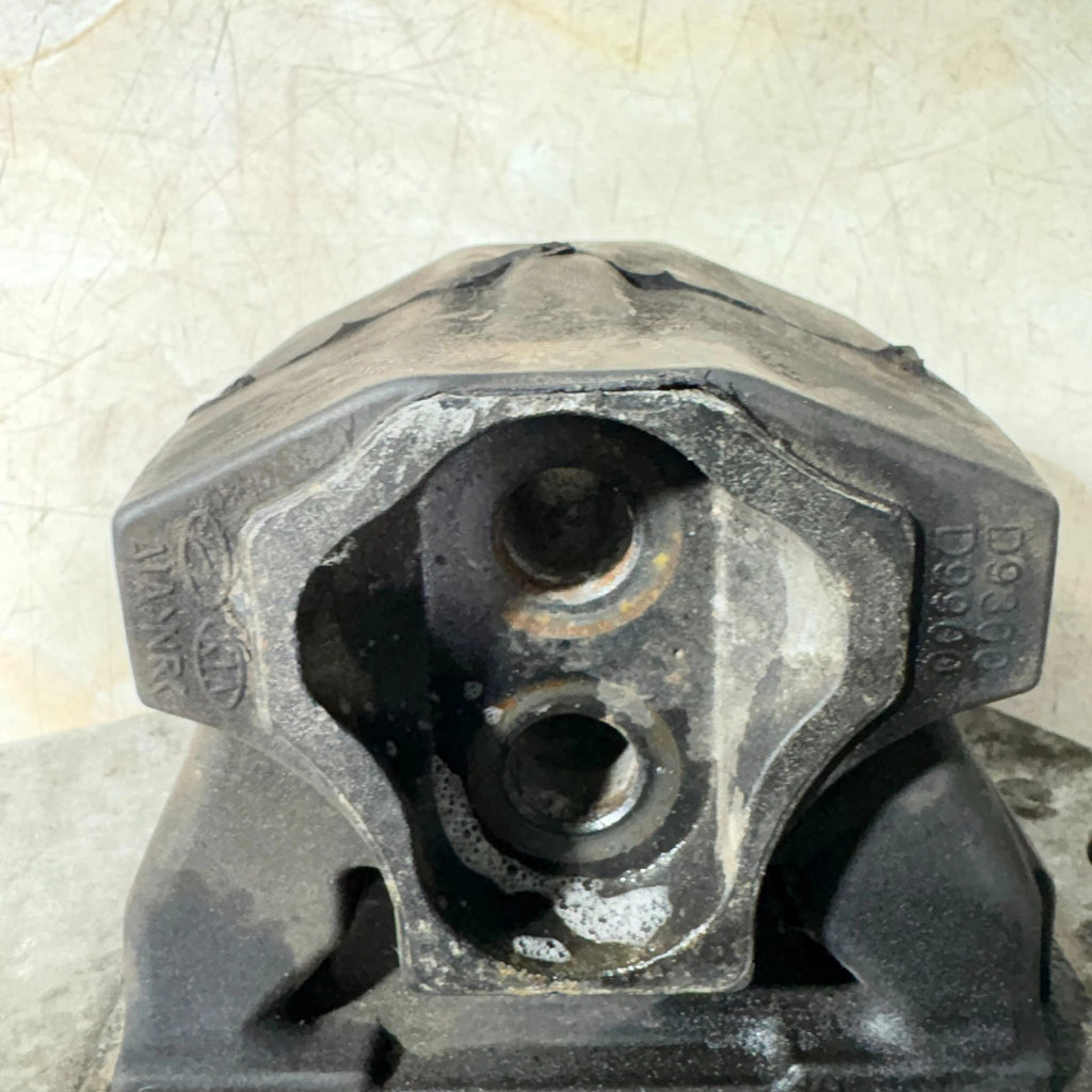 Kia Sportage MK4 QL 2015-2021 Gearbox Transmission Mount Support 21830-D9900