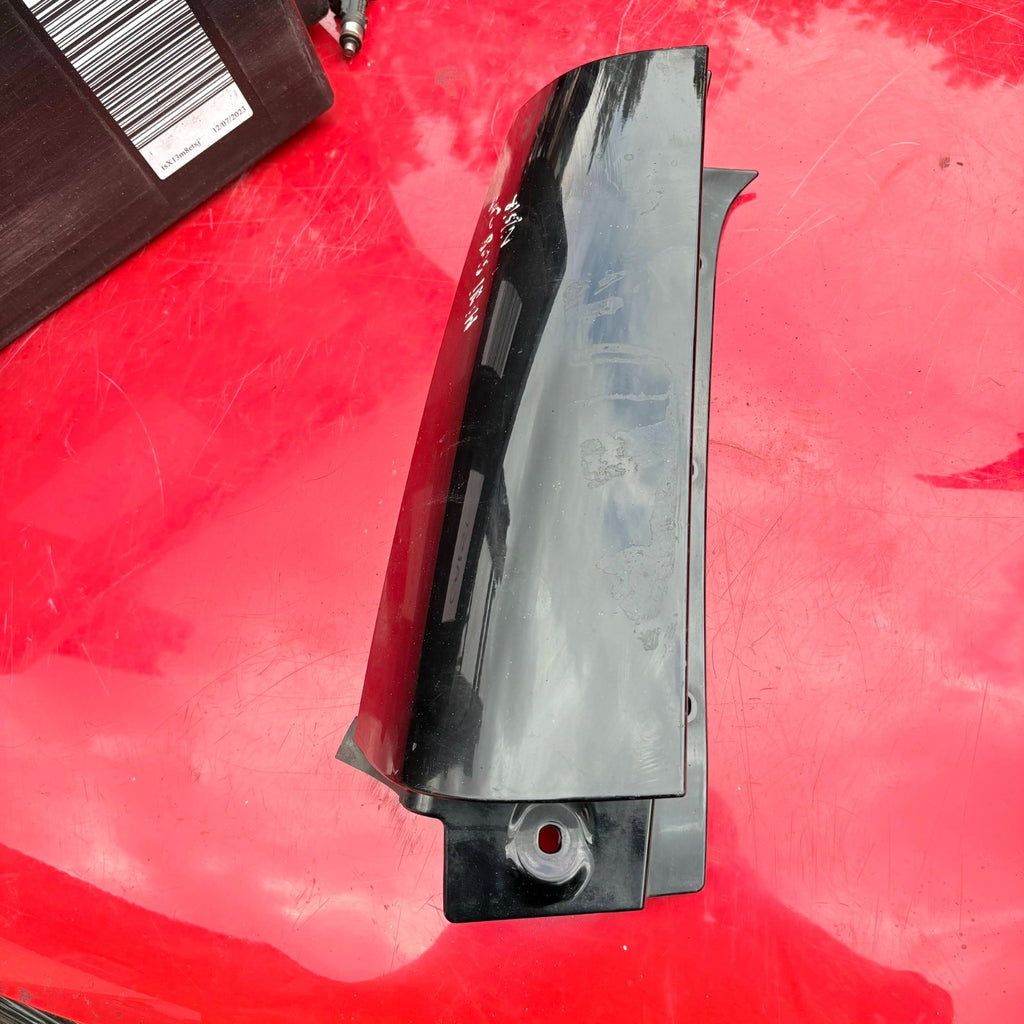 BMW Mini Cooper Clubman Left Side Rear D-Pillar Trim 121253-10