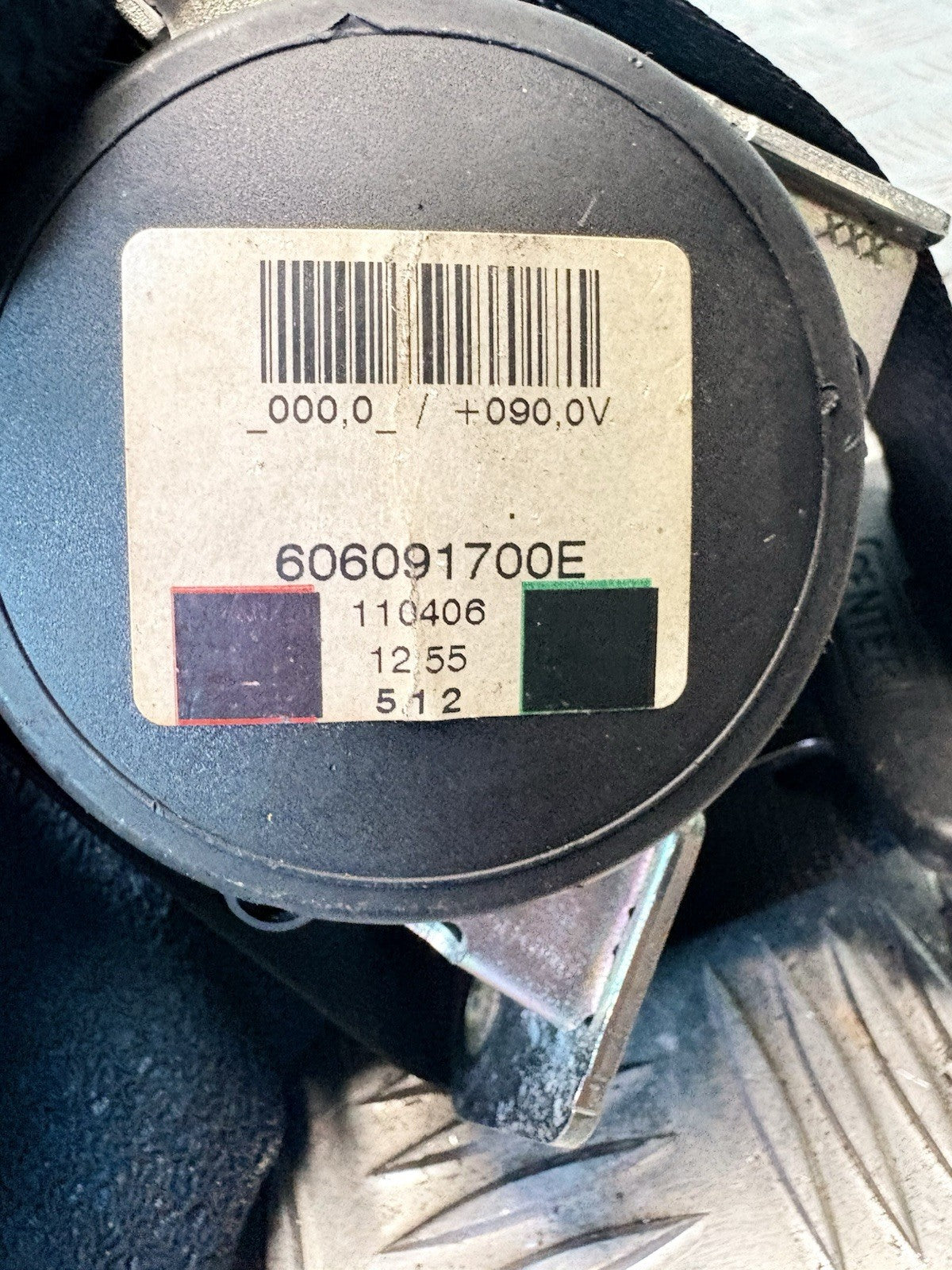 BMW 3 Series E90 Rear Centre Seat Belt Black 606091700E 72117245601 7245601