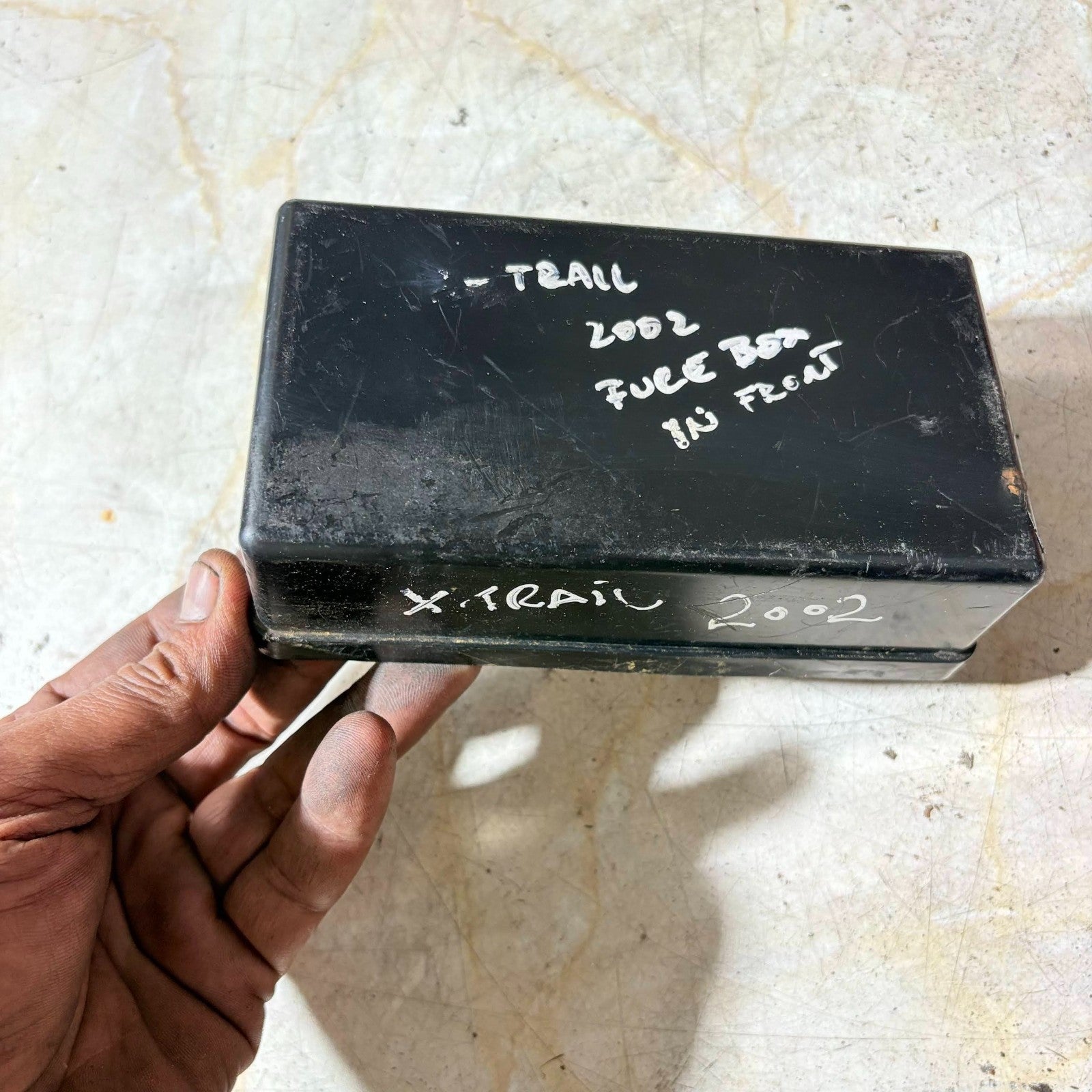 Nissan X-Trail 2002 Fuse Box Cover