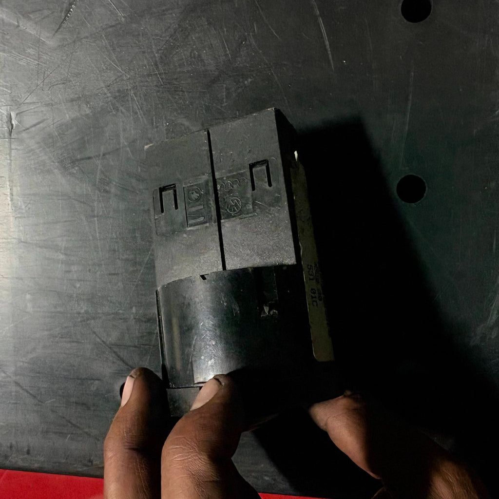 HEADLIGHT SWITCH FOG LIGHT FOR VW BEETLE 2004