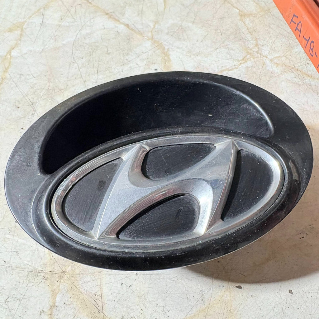HYUNDAI I20 2009 REAR TAILGATE BOOT RELEASE BADGE HANDLE 81721-1J020
