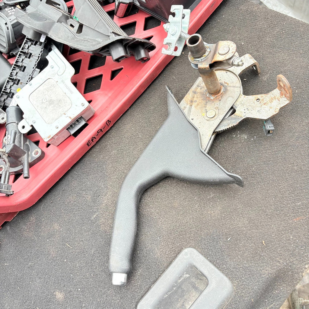 HYUNDAI I20 2008-2015 HAND BRAKE