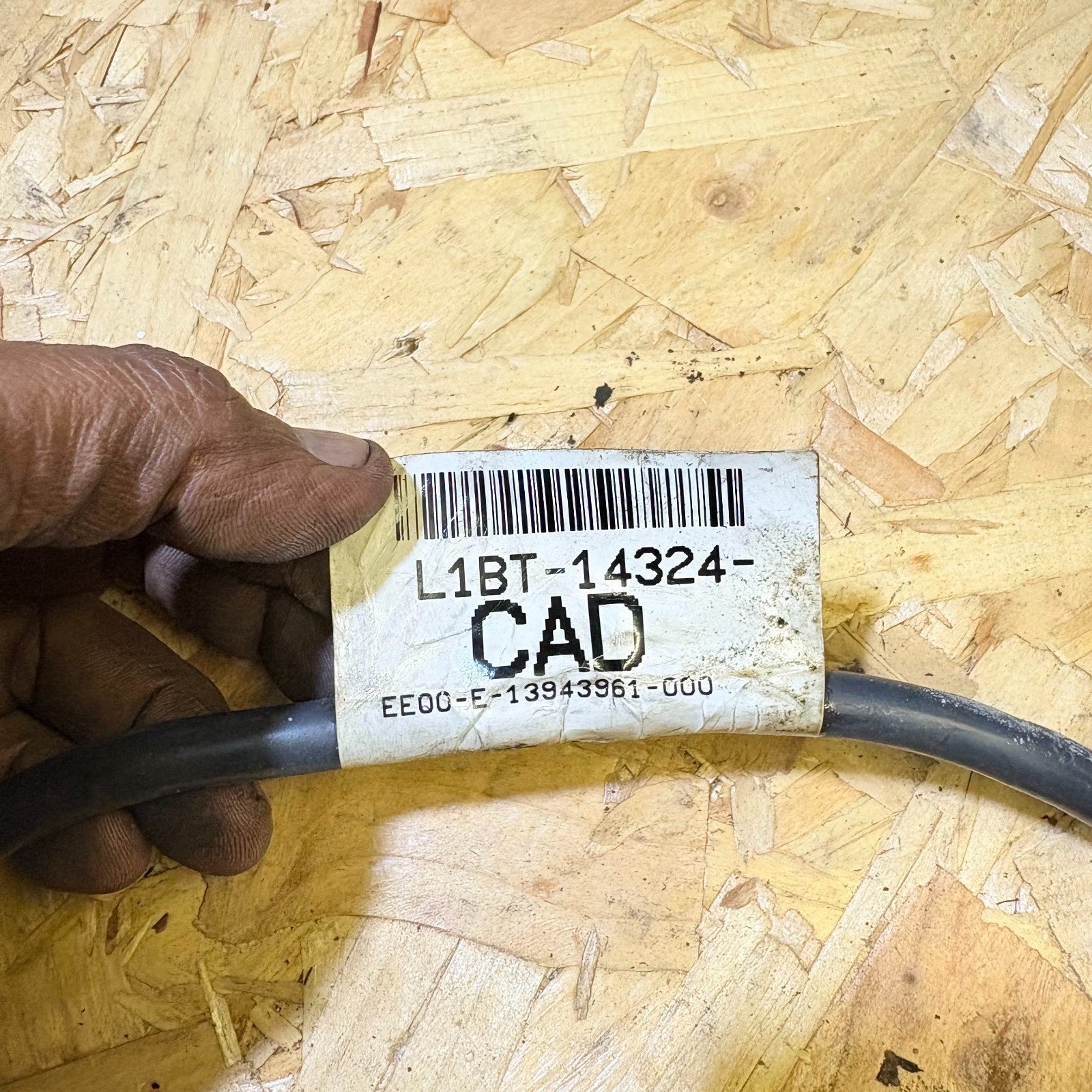 FORD FIESTA EARTH STRAP CABLE LEAD L1BT-14324-CAD