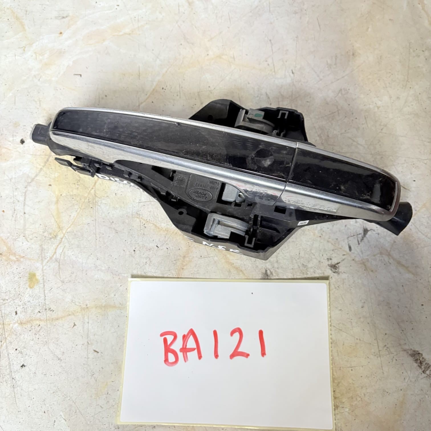Discovery 5 L462 Passenger Rear Exterior Keyless Door Handle Grey & Chrome 2015