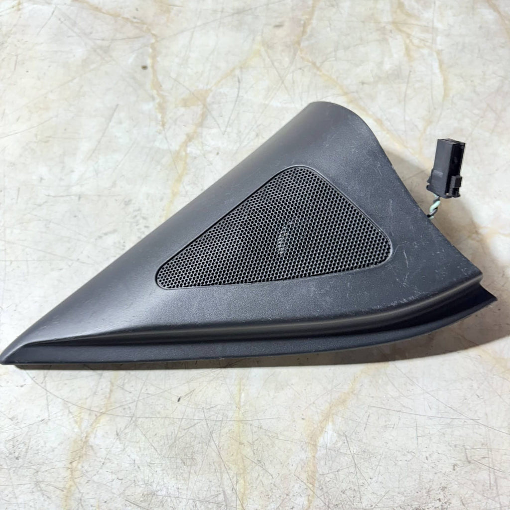 2011 HYUNDAI SANTA FE DOOR TWEETER SPEAKER AND TRIM FRONTOSF 87881-2B010