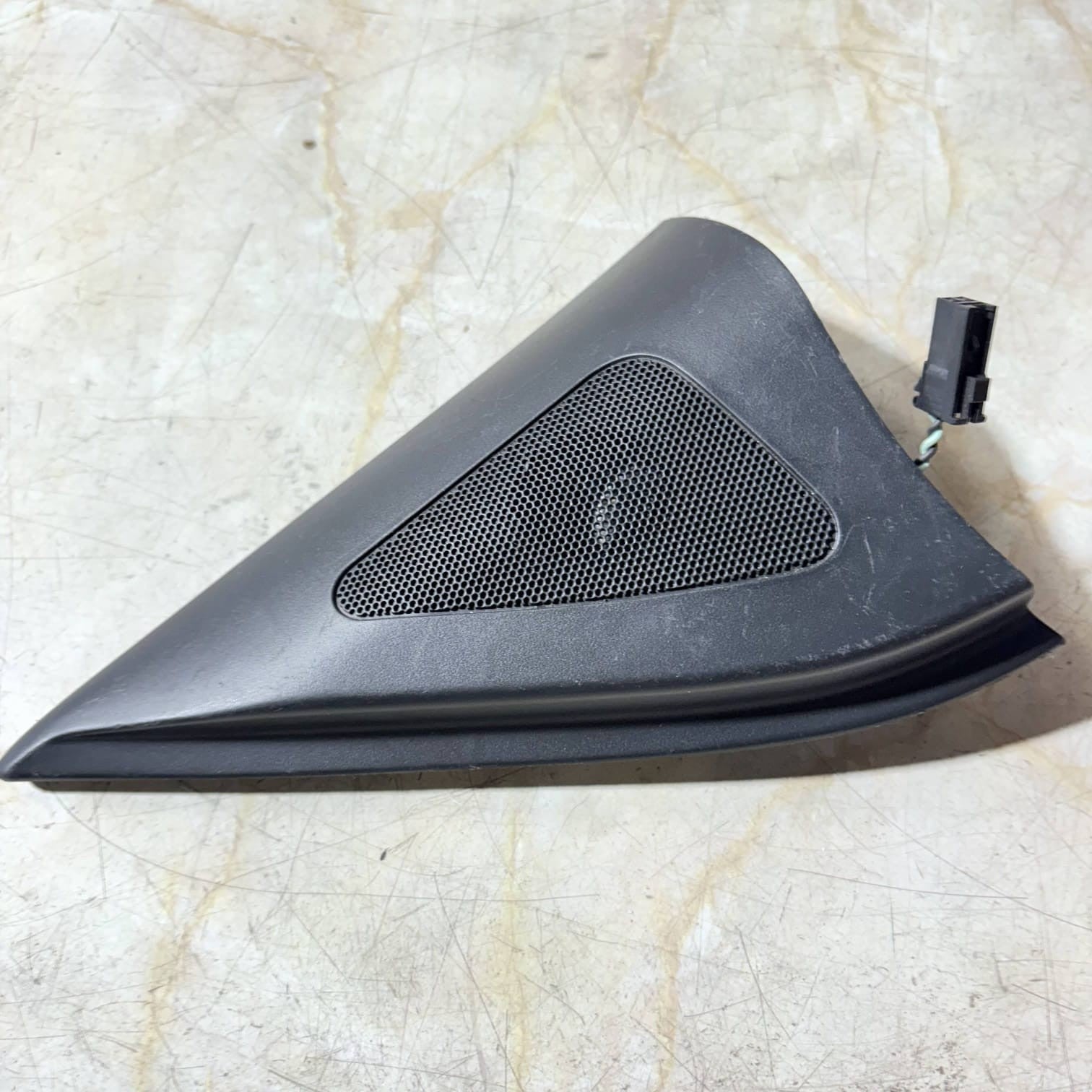 2011 HYUNDAI SANTA FE DOOR TWEETER SPEAKER AND TRIM FRONTOSF 87881-2B010