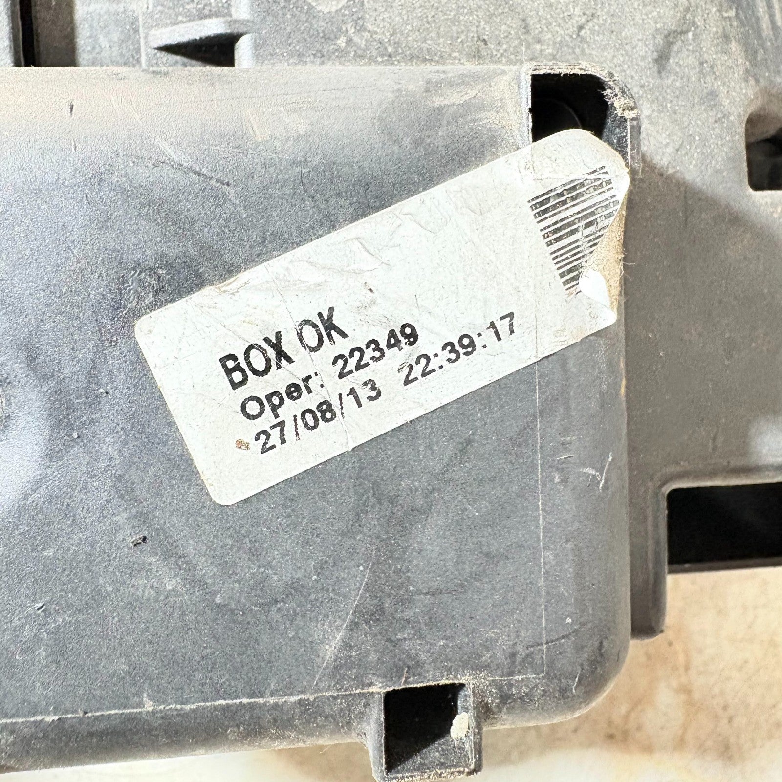 VAUXHALL CORSA D MK3 06-14 1.2 FUSE BOX