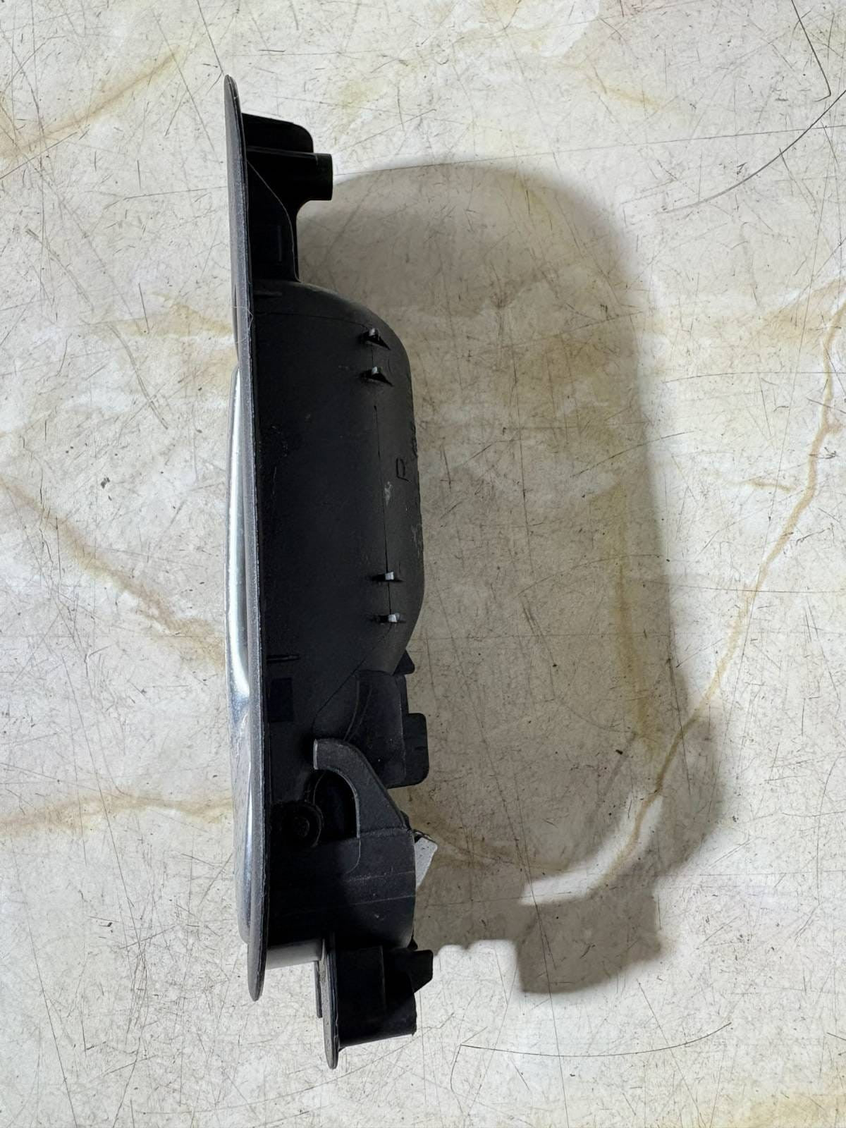 VW Golf Plus 5M Driver Front Interior Door Pull Handle 5M0837114A 2007