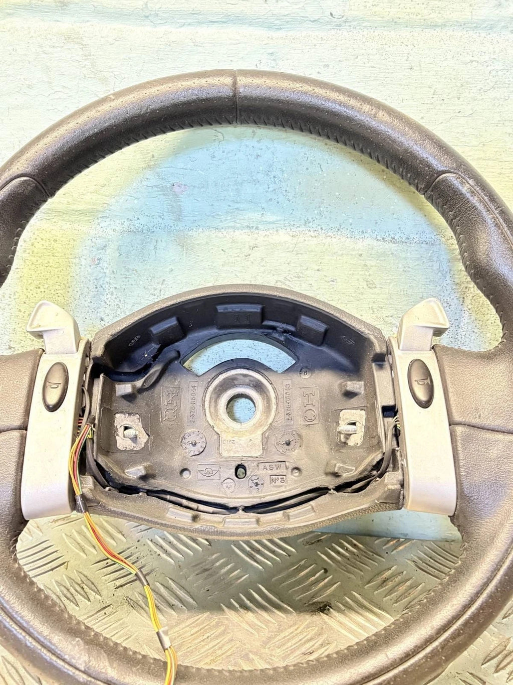 BMW MINI STEERING WHEEL 06-15
