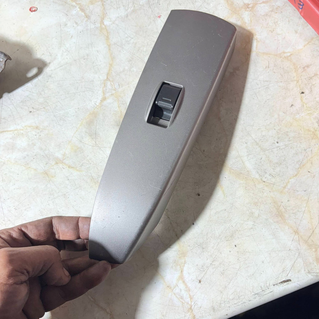 Toyota Prius Hybrid 2001-2009 Rear Driver Side Right Window Switch
