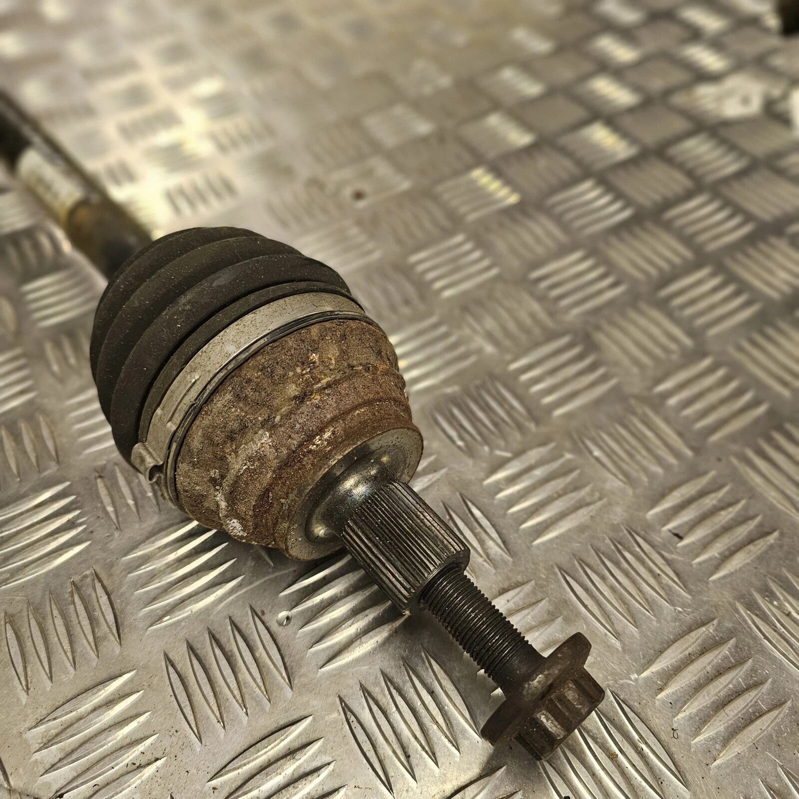 AUDI RSQ3 8U 2013 2.5 TFSI QUATTRO REAR DRIVESHAFT OSR RIGHT 1K0501204A