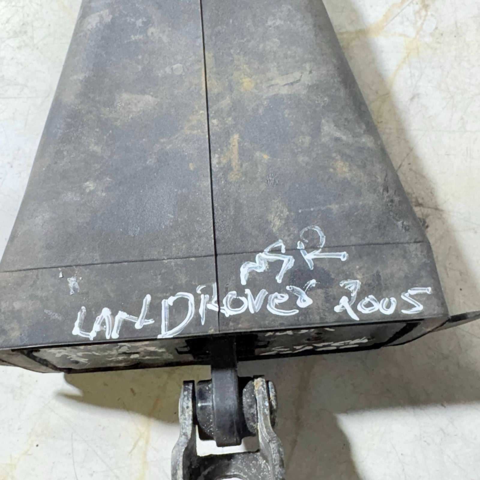 LAND ROVER RANGE ROVER 2005 DOOR CHECK STRAP REAR PASSENGER SIDE