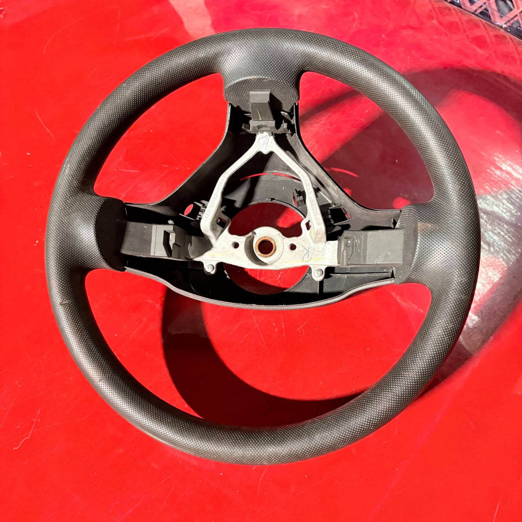 Peugeot 107 Citroen C1 Toyota Aygo Steering Wheel 3 Spoke GS120-01840 2005-2014