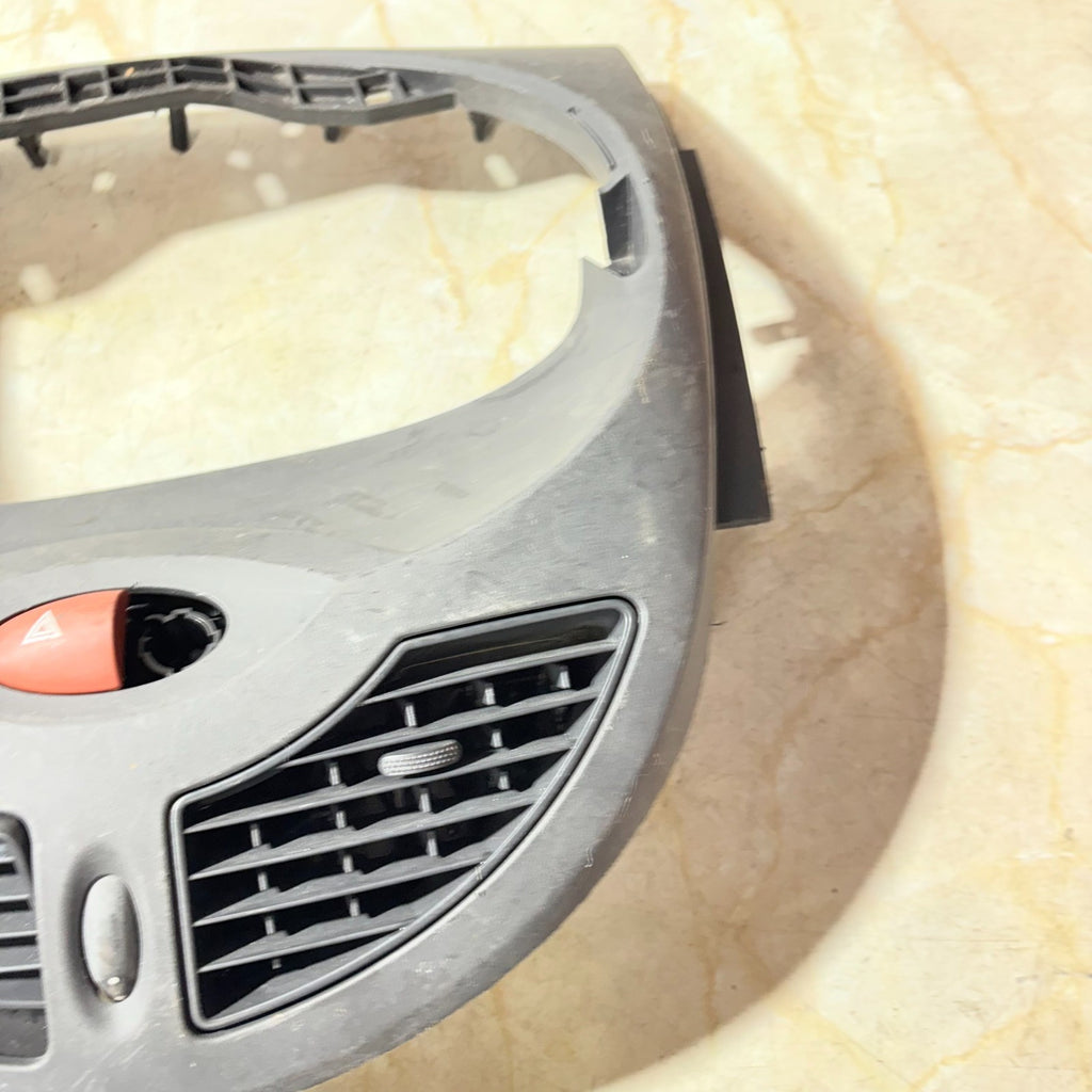 RENAULT TWINGO GT MK2 07-11 CENTRE DASH AIR VENT TRIM PANEL