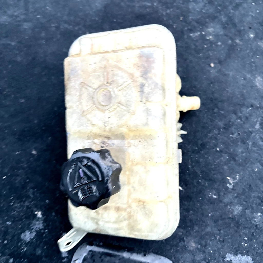 Expansion Tank coolant (RADIATOR EXPANSION TANK BOTTLE )for Ci UK1289042-26 2008
