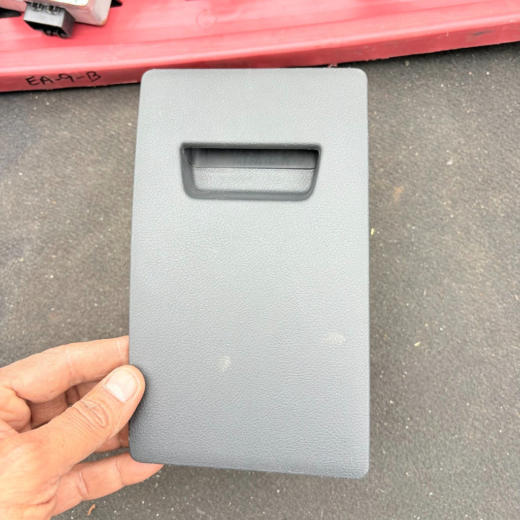 MG MG6 MK1 2010-2016 DRIVERS SIDE LOWER DASH STORAGE COMPARTMENT 30014664