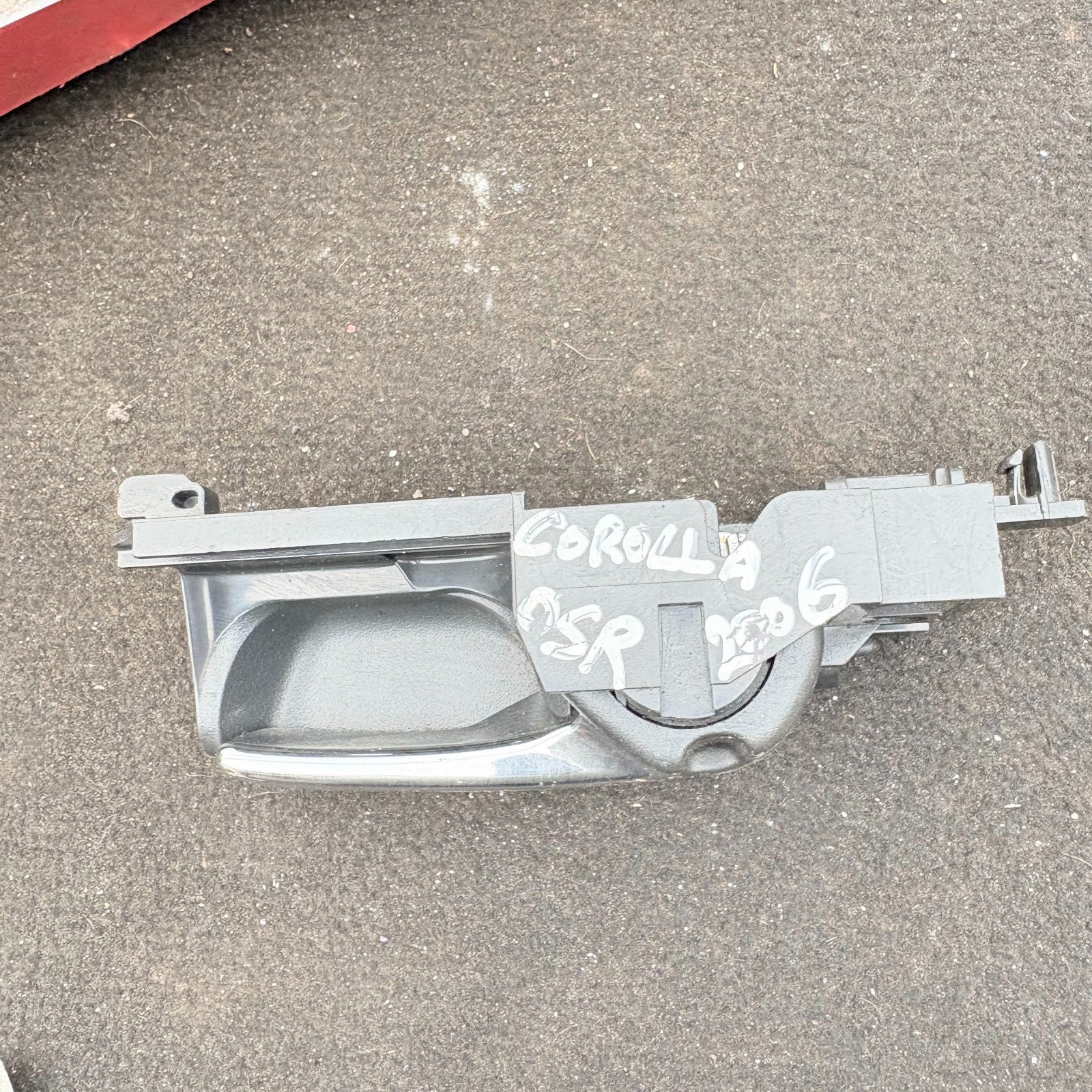 Toyota Corolla Right Driver Offside Rear Inner Door Handle Mk1 2004-2009