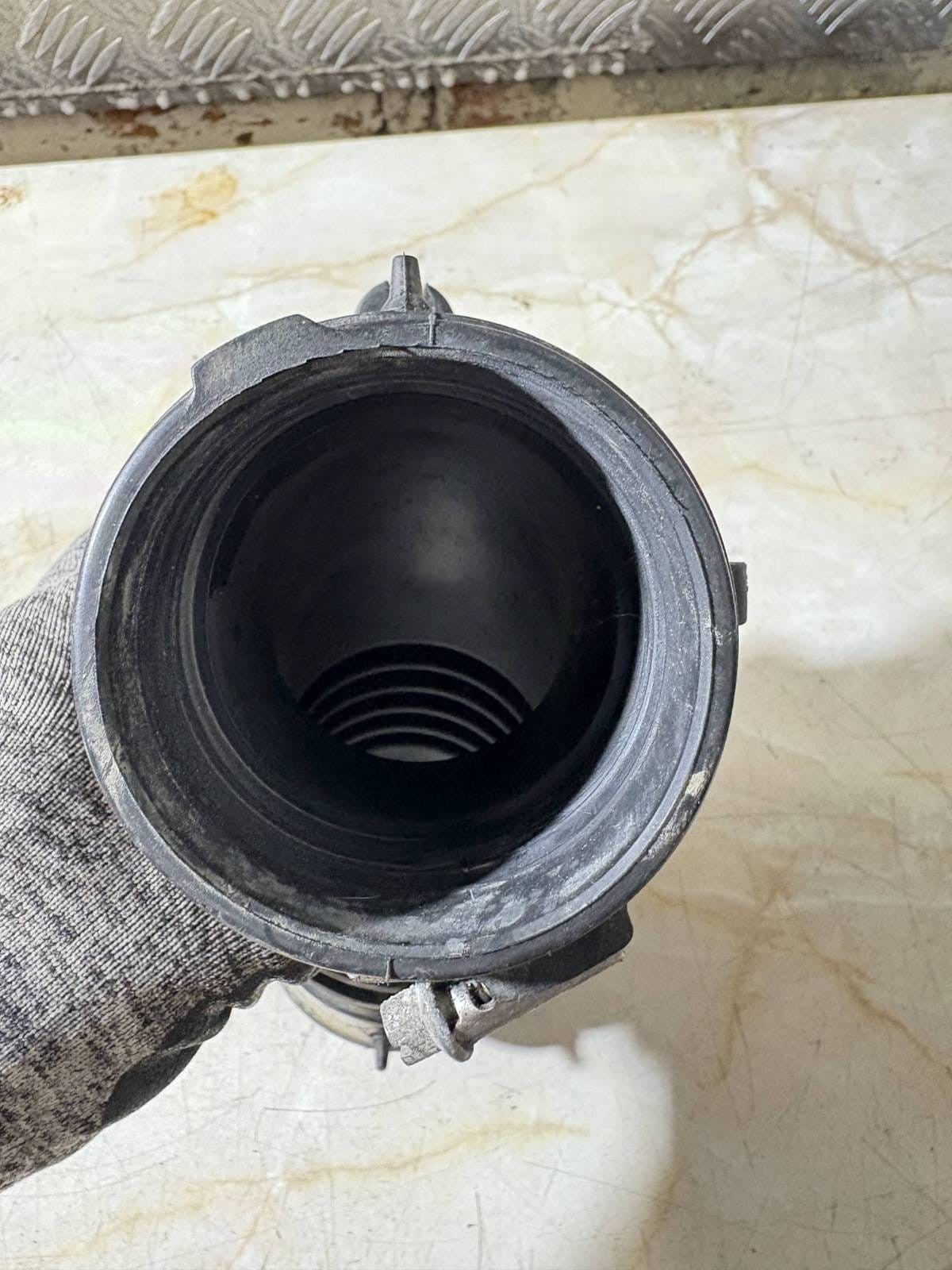 Nissan Qashqai Air Intake Inlet Hose Pipe 2017