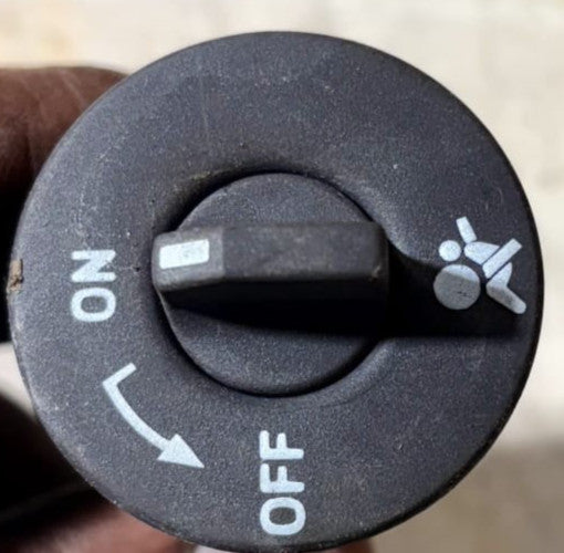 #15 2011 DACIA SANDERO AIRBAG ON OFF SWITCH 681995427R
