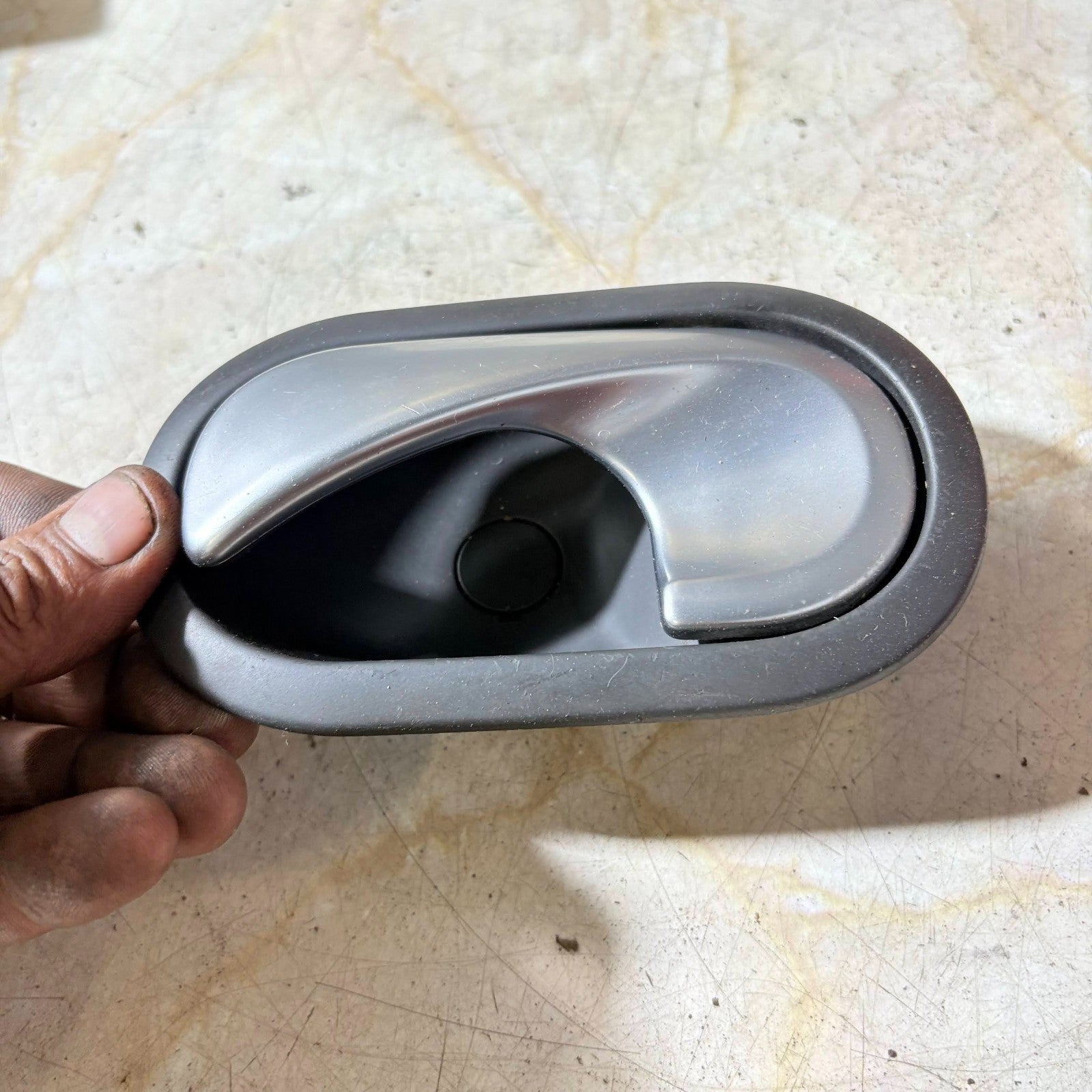 Renault Megane 2006 NS Passenger Side Interior Handle 8200028487 5005400006