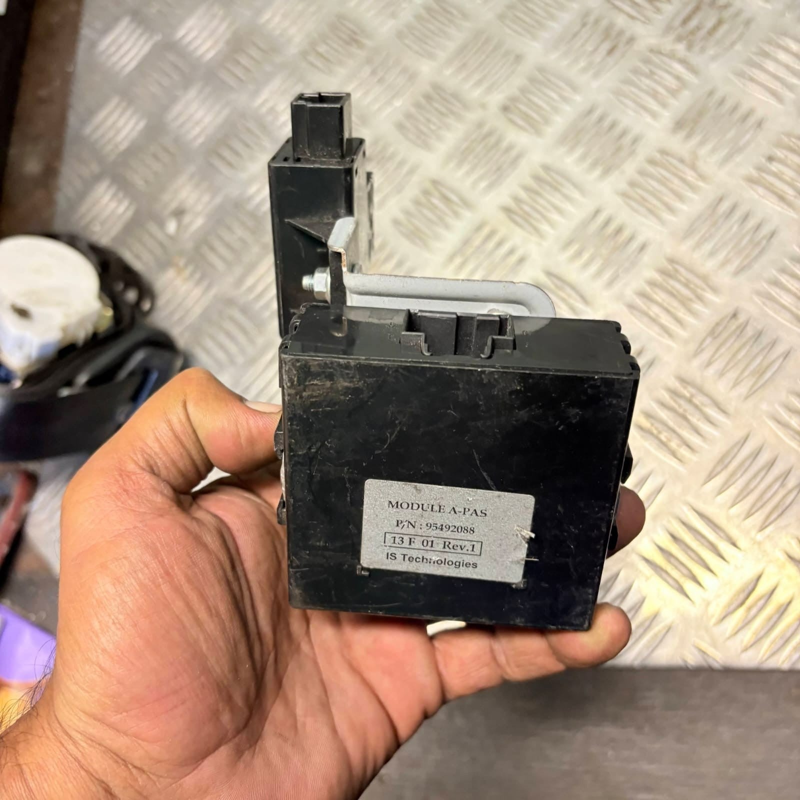 CHEVROLET SPARK LTZ 5 DR HB PDC PARKING CONTROL MODULE 95492088