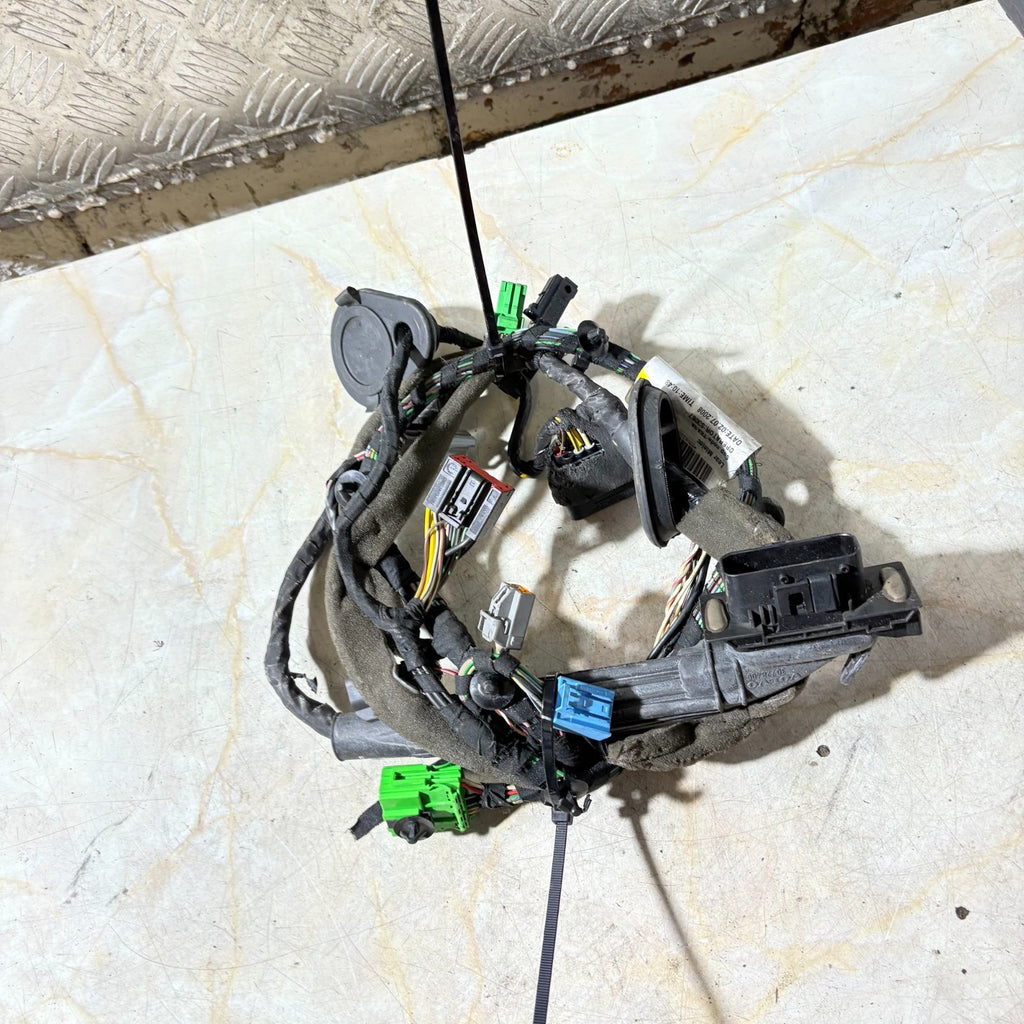 2008 Volvo Front Left NSF Door Wiring Harness Loom 30728406