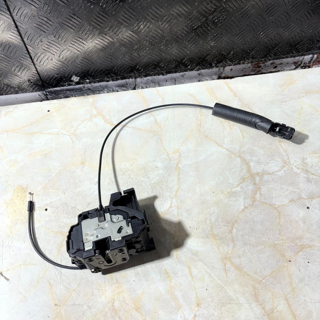 Renault Megane MK3 08-16 Front Left Nearside Door Lock Mechanism 805030001R