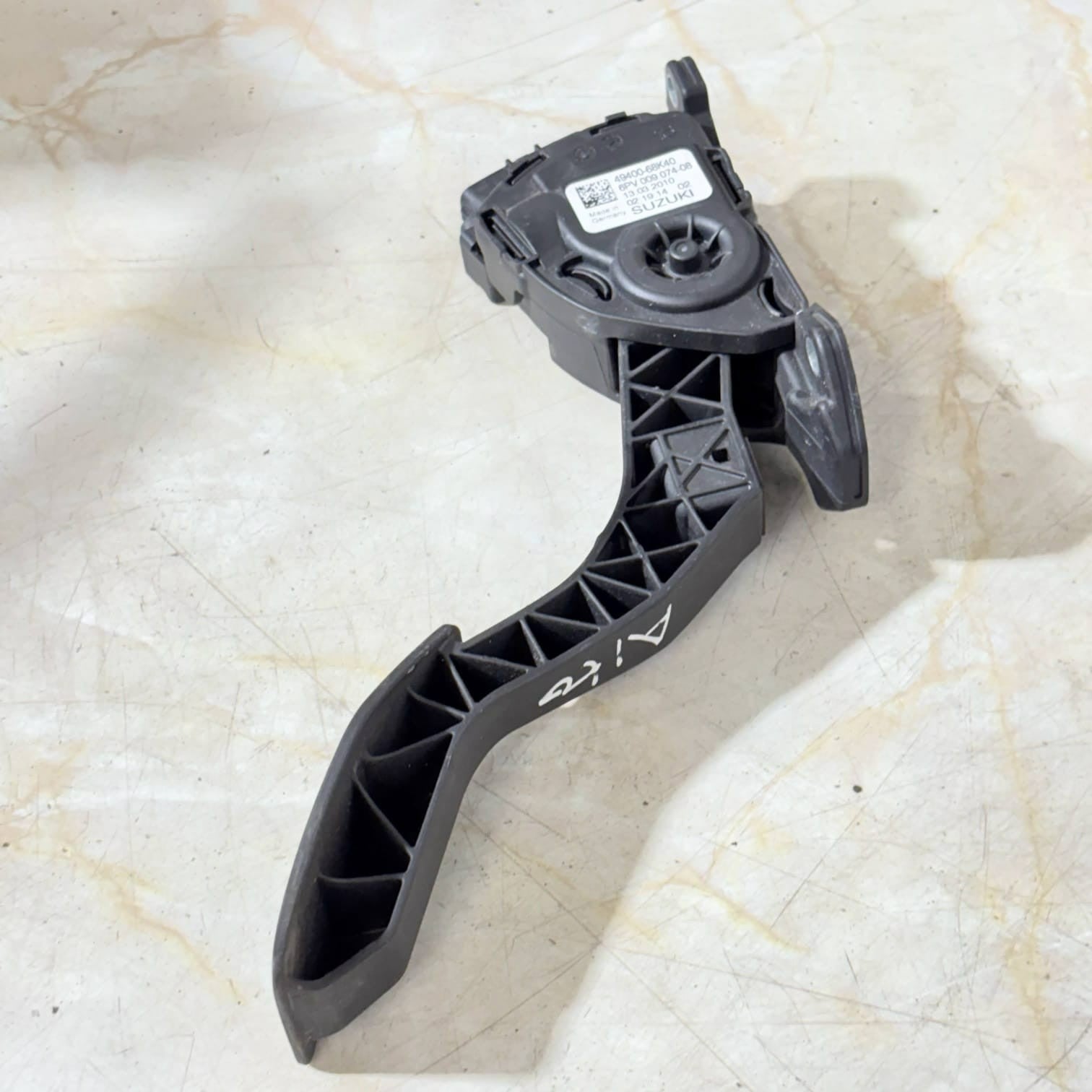 Suzuki Alto HA25 2009-2014 Nissan Pixo 2009-2013 Accelerator Pedal 49400-68K40