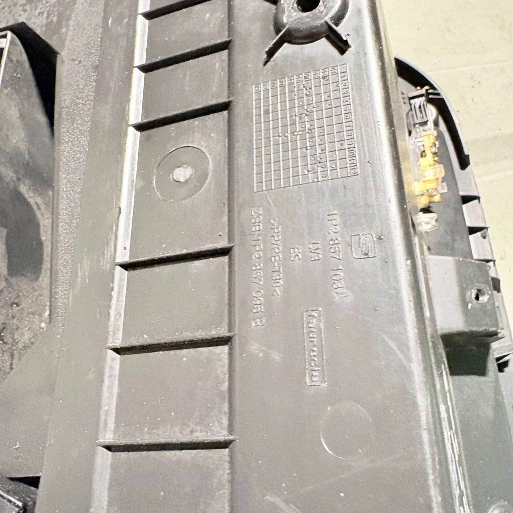 SEAT Leon Mk2 1P Glovebox Dashboard Storage Compartment 2006-2013 1P2857095B