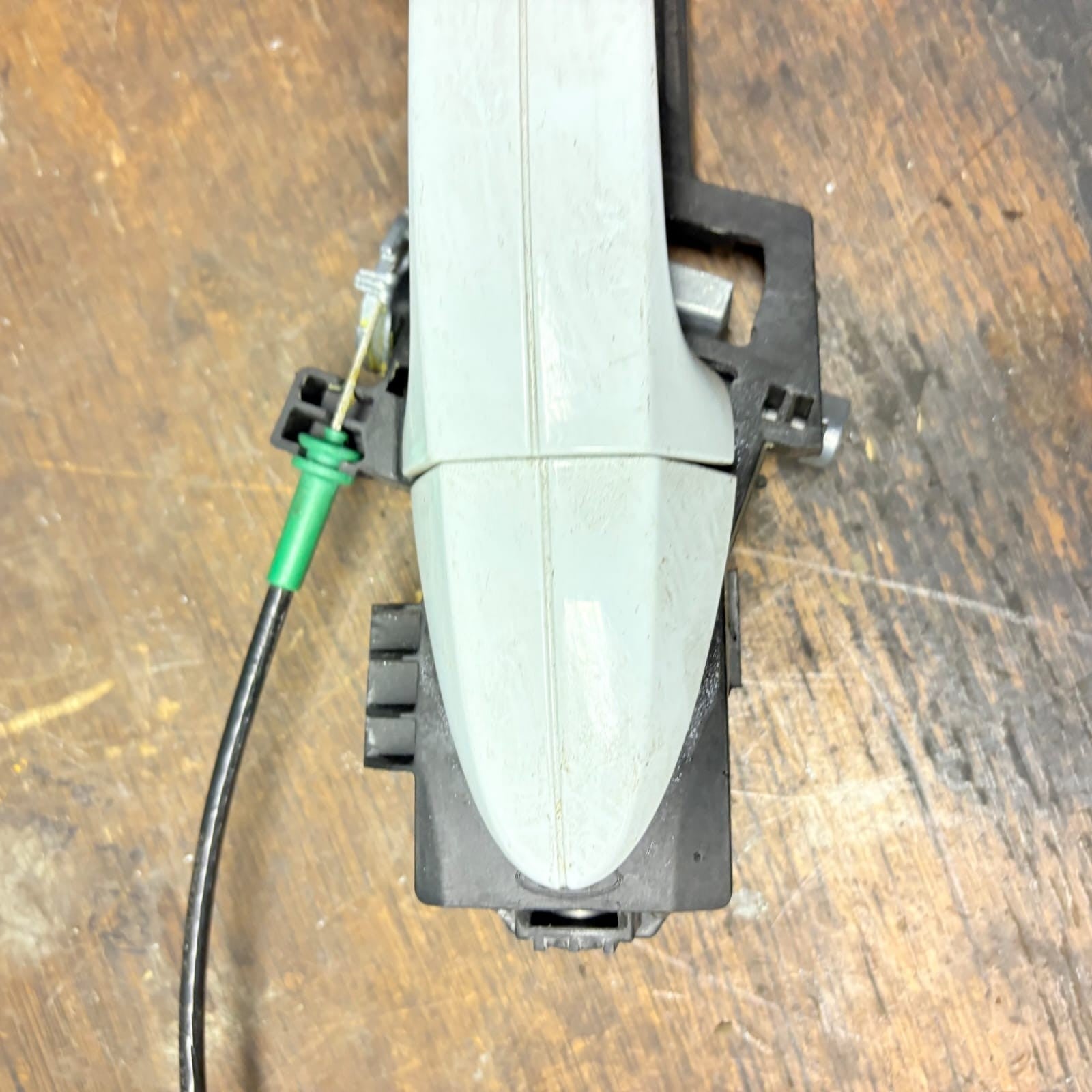 8A61A224A36AM Driver Rear Outer Lever for FORD FIESTA (CNN) Trend 2015 9066446