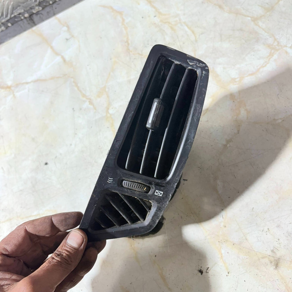 Kia Ceed Mk2 (Cee'd)/ProCeed JD 2012-2018 Right Dash Air Vent 97480-A2900